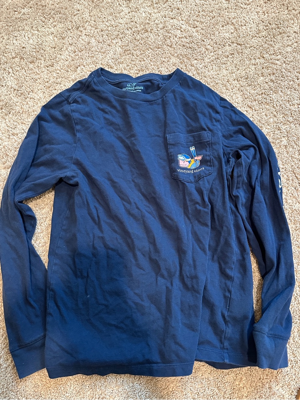 Vineyard Vines boys ski whale glow in the dark pocket tee